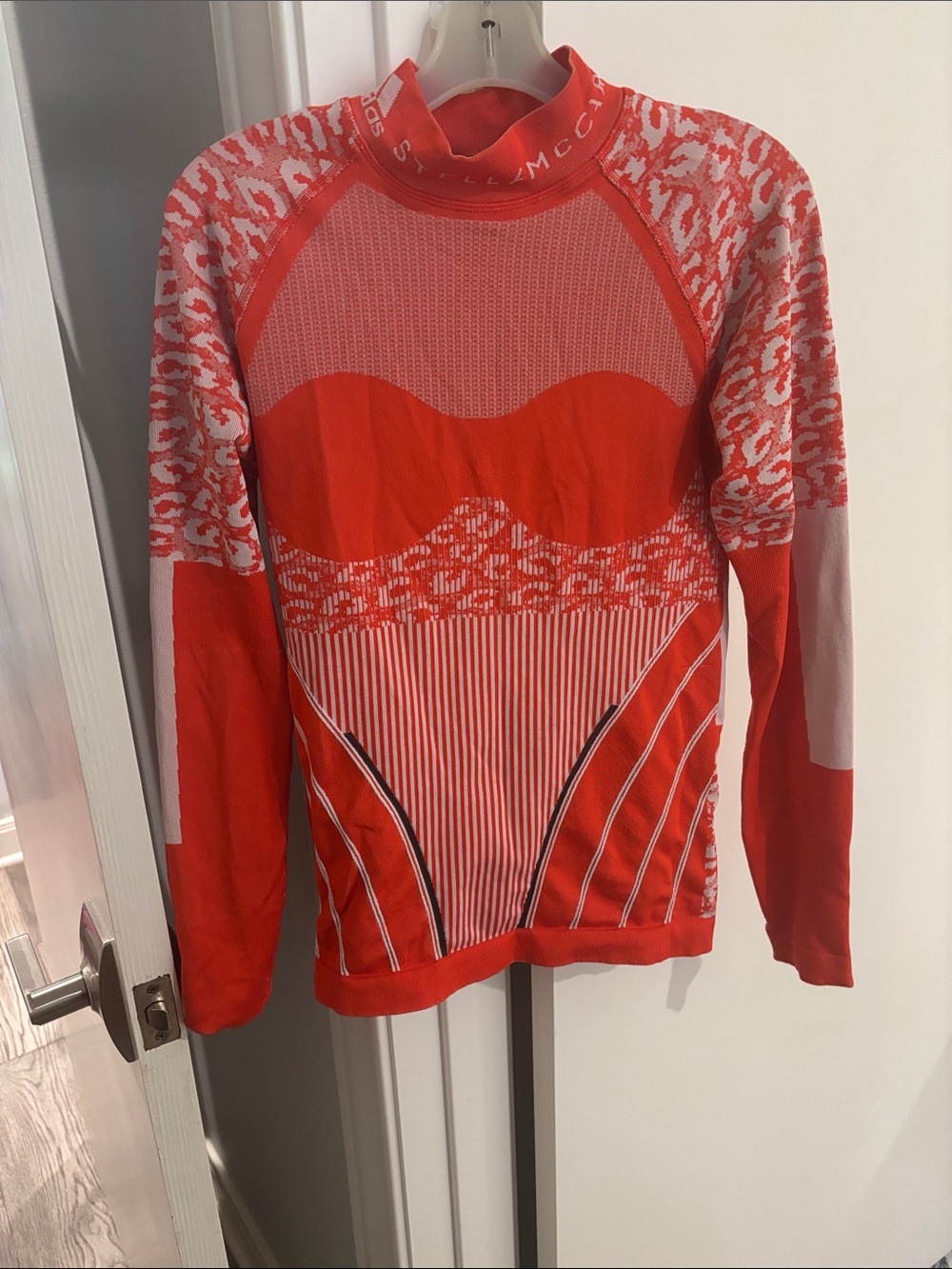 Stella McCartney Red Patterned Long-Sleeve Active Top